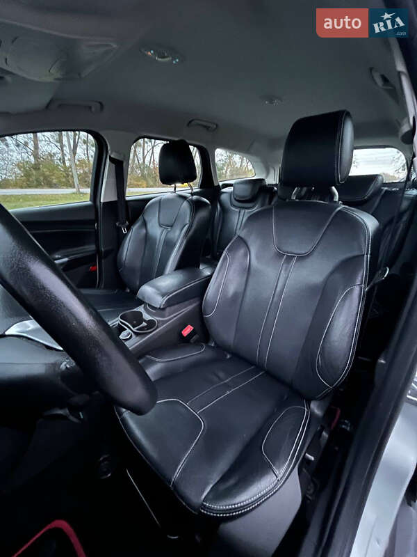 Універсал Ford Focus 2013 в Звягелі