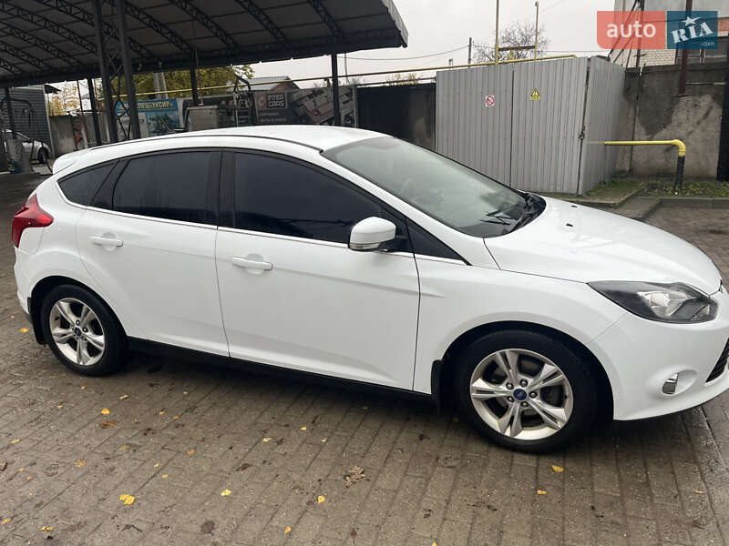 Хэтчбек Ford Focus 2013 в Сумах фото 3 Хэтчбек Ford Focus 2013 в Сумах