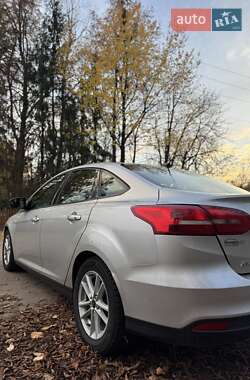 Седан Ford Focus 2018 в  фото 11 Седан Ford Focus 2018 в