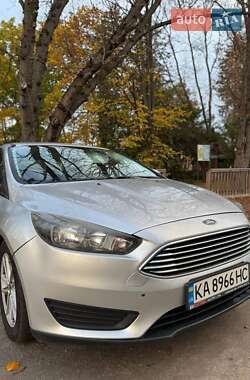 Седан Ford Focus 2018 в  фото 5 Седан Ford Focus 2018 в