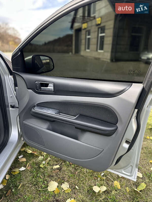 Универсал Ford Focus 2010 в Коломые фото 18 Универсал Ford Focus 2010 в Коломые