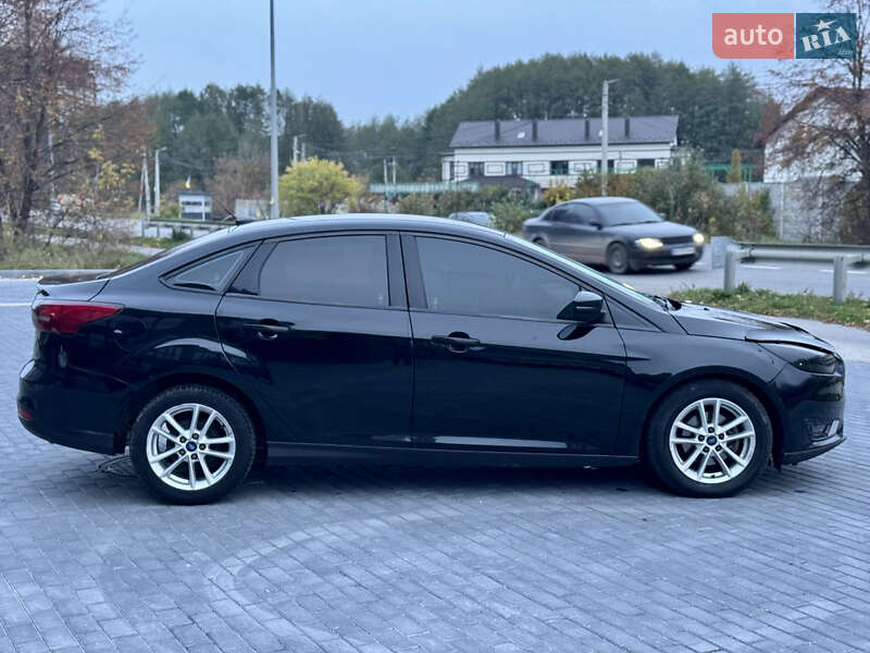 Седан Ford Focus 2015 в Виннице