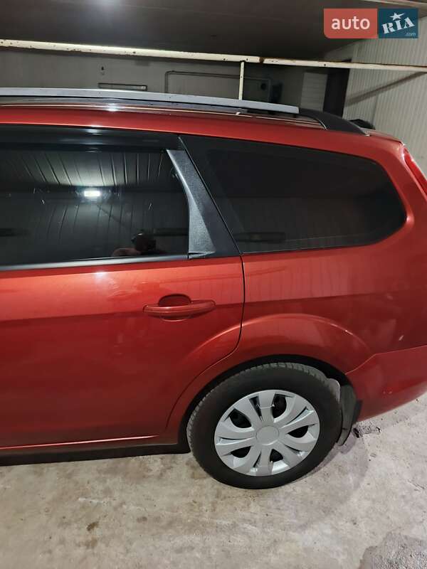 Універсал Ford Focus 2008 в П'ятихатках