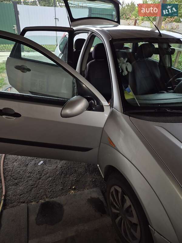 Хетчбек Ford Focus 2003 в Золотоноші фото 7 Хетчбек Ford Focus 2003 в Золотоноші