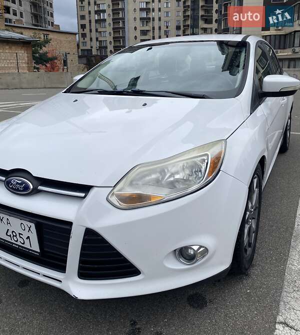 Седан Ford Focus 2013 в Киеве фото 7 Седан Ford Focus 2013 в Киеве