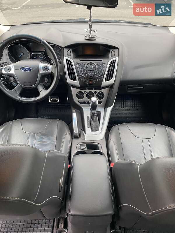 Седан Ford Focus 2013 в Киеве фото 14 Седан Ford Focus 2013 в Киеве