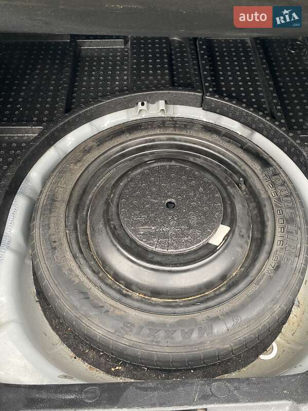 Седан Ford Focus 2013 в Киеве фото 27 Седан Ford Focus 2013 в Киеве