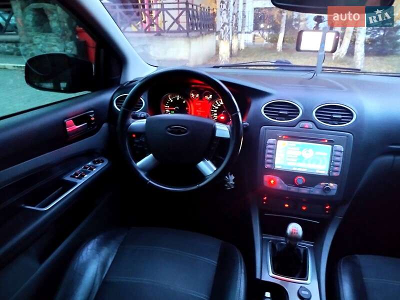 Универсал Ford Focus 2008 в Сколе фото 54 Универсал Ford Focus 2008 в Сколе