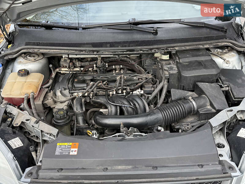 Хетчбек Ford Focus 2005 в Кременчуці фото 21 Хетчбек Ford Focus 2005 в Кременчуці