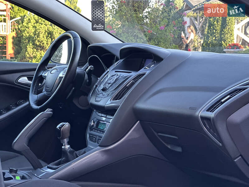 Хетчбек Ford Focus 2011 в Стрию