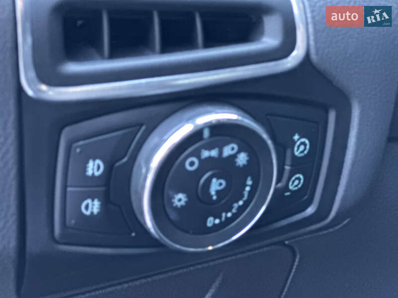 Хетчбек Ford Focus 2011 в Стрию