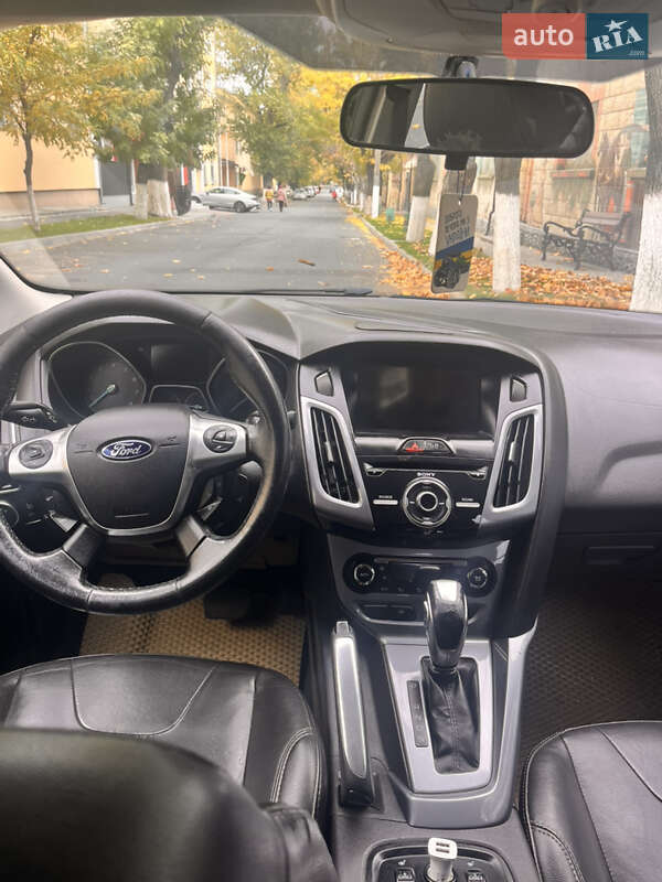Седан Ford Focus 2013 в Білгороді-Дністровському фото 16 Седан Ford Focus 2013 в Білгороді-Дністровському