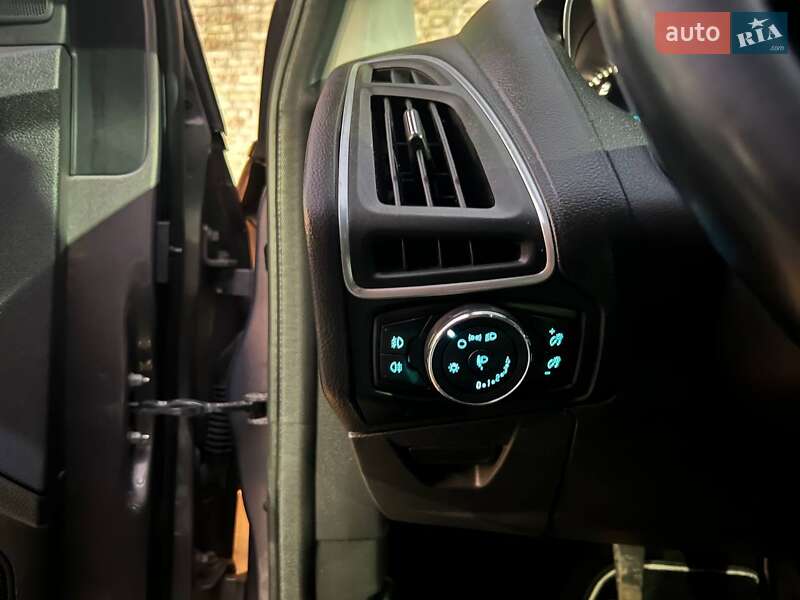 Універсал Ford Focus 2011 в Коломиї фото 26 Універсал Ford Focus 2011 в Коломиї