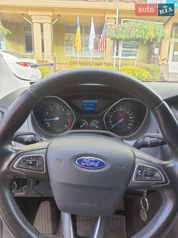 Седан Ford Focus 2016 в Киеве фото 2 Седан Ford Focus 2016 в Киеве