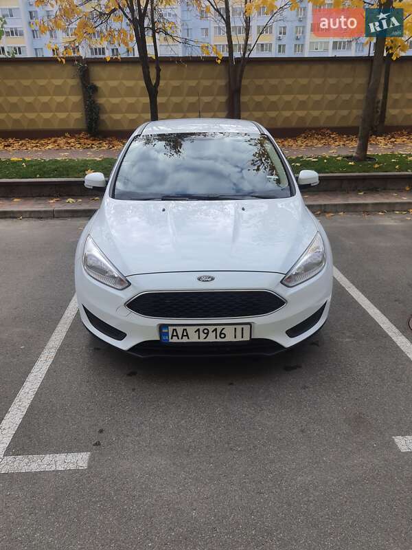 Седан Ford Focus 2016 в Киеве фото Седан Ford Focus 2016 в Киеве
