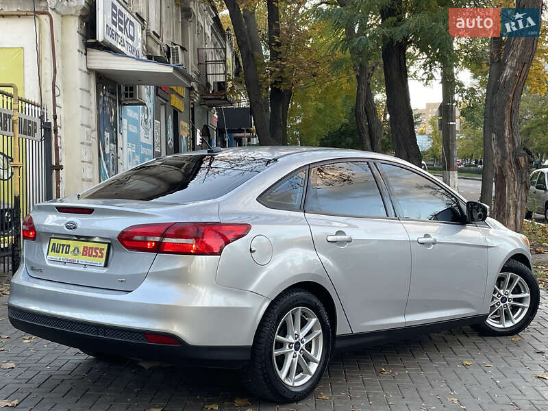 Седан Ford Focus 2015 в Миколаєві