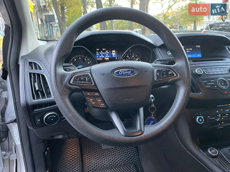 Седан Ford Focus 2015 в Миколаєві