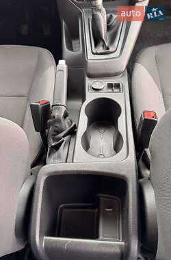 Хэтчбек Ford Focus 2014 в 