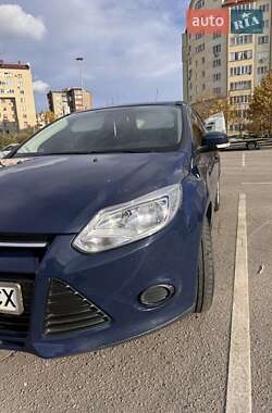 Хэтчбек Ford Focus 2014 в 