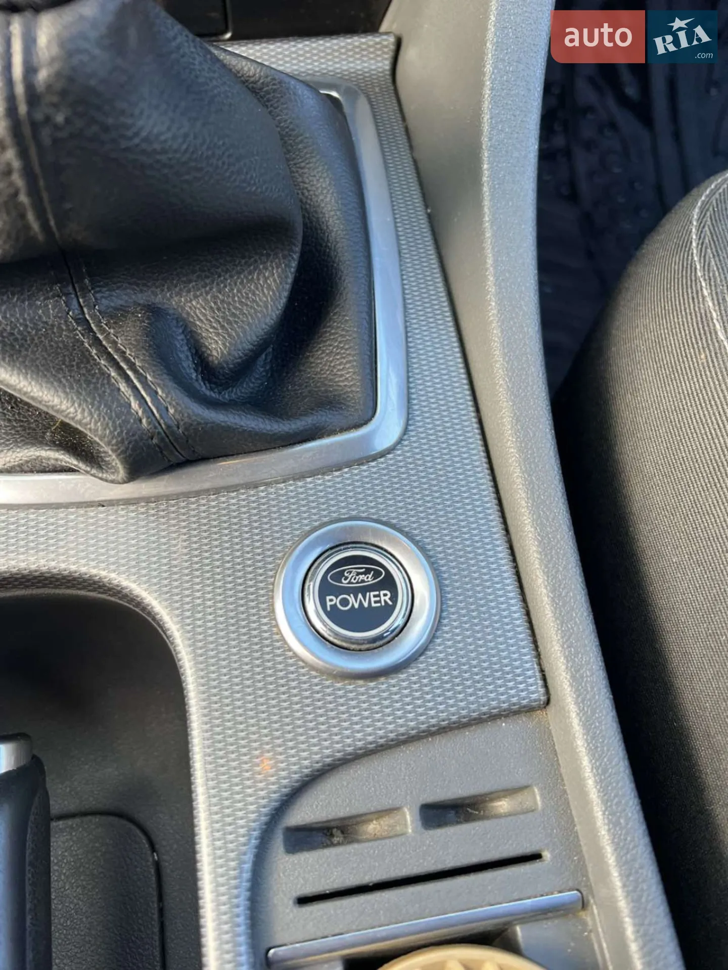 2010 Ford Focus - мініатюра 5