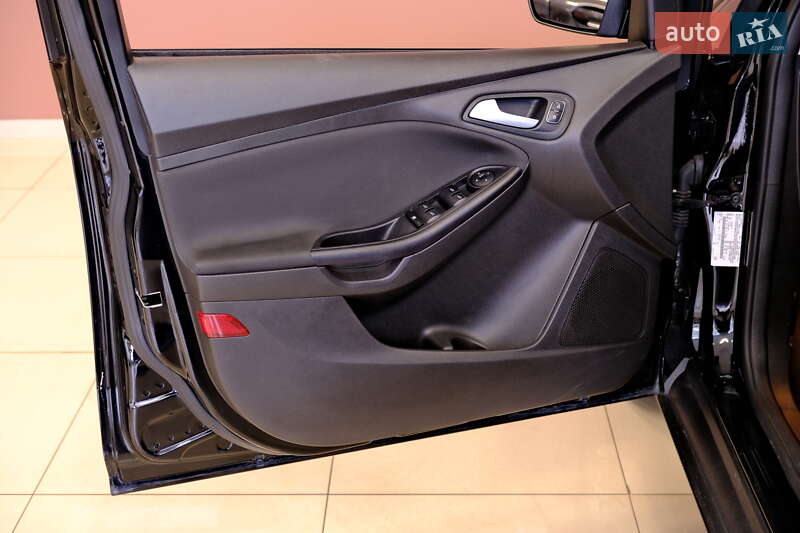 Седан Ford Focus 2016 в Одессе фото 26 Седан Ford Focus 2016 в Одессе