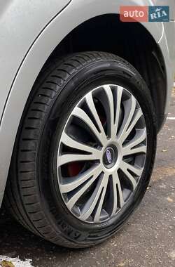 Хетчбек Ford Focus 2007 в  фото 16 Хетчбек Ford Focus 2007 в