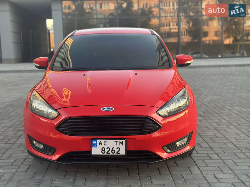 Хэтчбек Ford Focus 2015 в Днепре фото 3 Хэтчбек Ford Focus 2015 в Днепре
