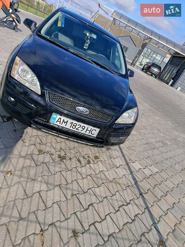 Хетчбек Ford Focus 2007 в Звягелі фото 24 Хетчбек Ford Focus 2007 в Звягелі