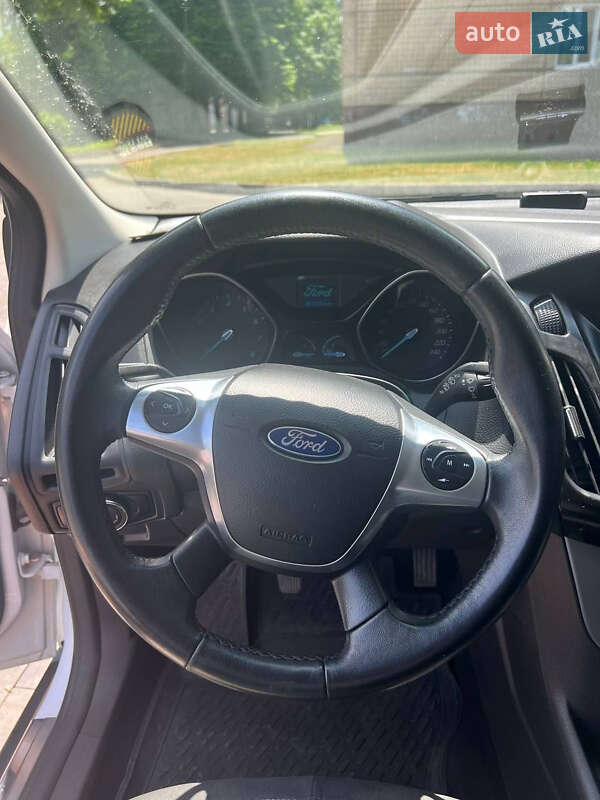 Хэтчбек Ford Focus 2014 в Черкассах