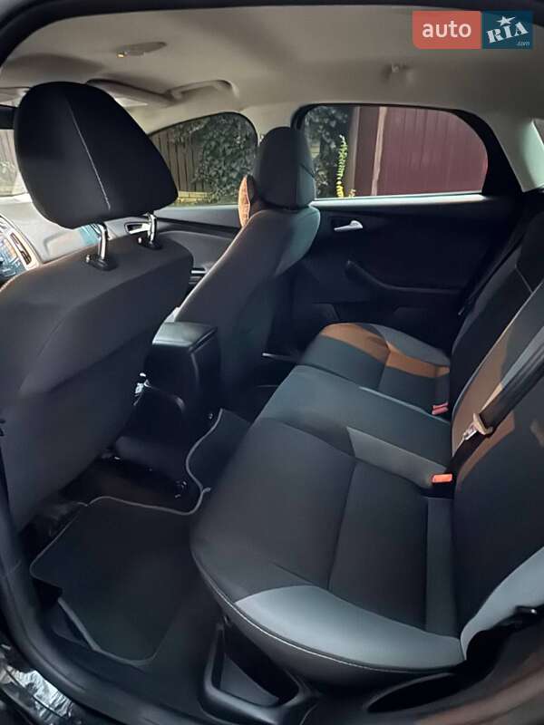 Хетчбек Ford Focus 2014 в Запоріжжі