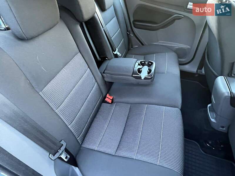 Універсал Ford Focus 2010 в Івано-Франківську