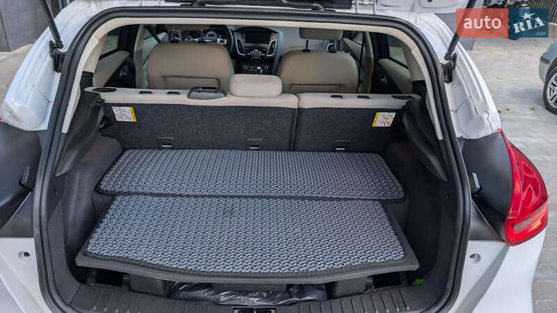 Хетчбек Ford Focus 2017 в Косові фото 11 Хетчбек Ford Focus 2017 в Косові