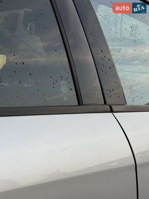 Хэтчбек Ford Focus 2013 в Львове