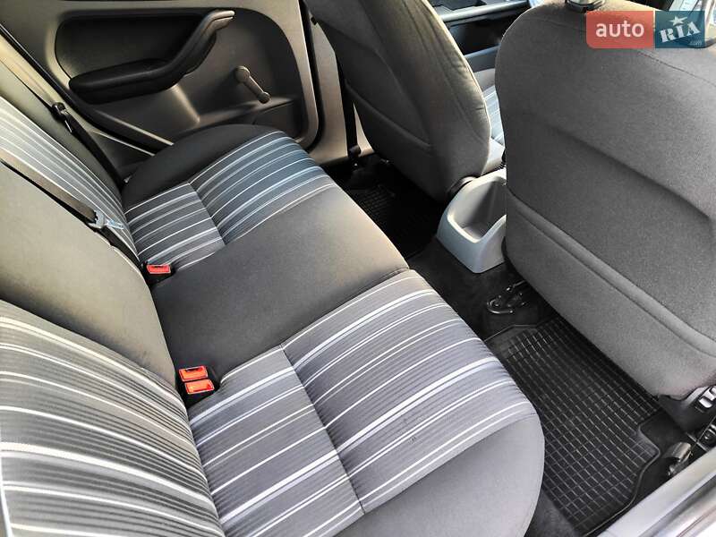 Хетчбек Ford Focus 2008 в Києві