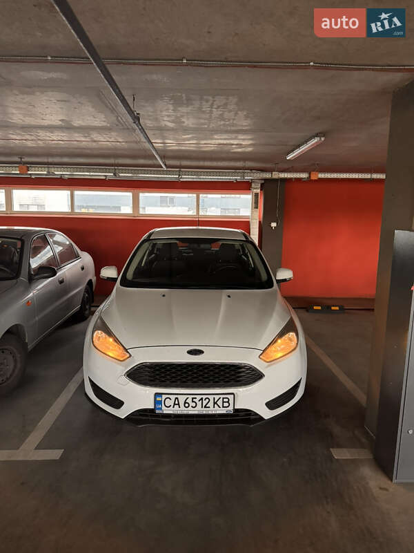 Хетчбек Ford Focus 2015 в Києві фото 5 Хетчбек Ford Focus 2015 в Києві