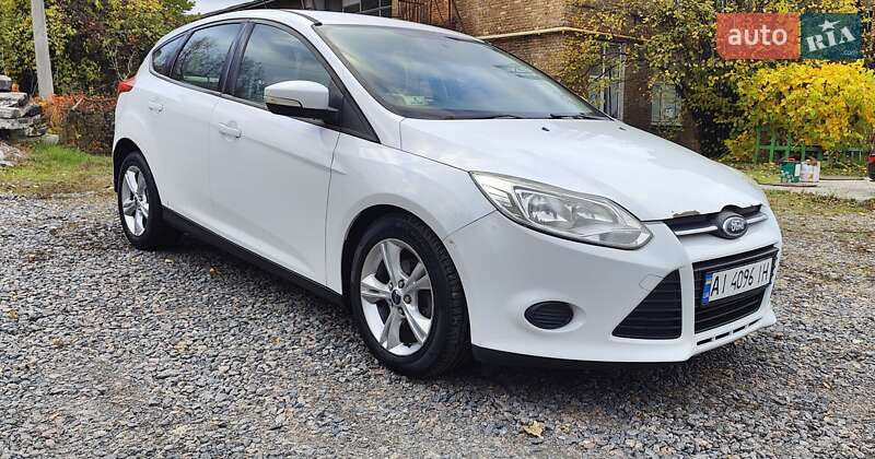Хетчбек Ford Focus 2014 в Києві фото 5 Хетчбек Ford Focus 2014 в Києві