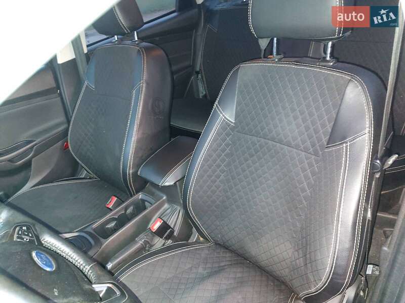 Седан Ford Focus 2016 в Одессе