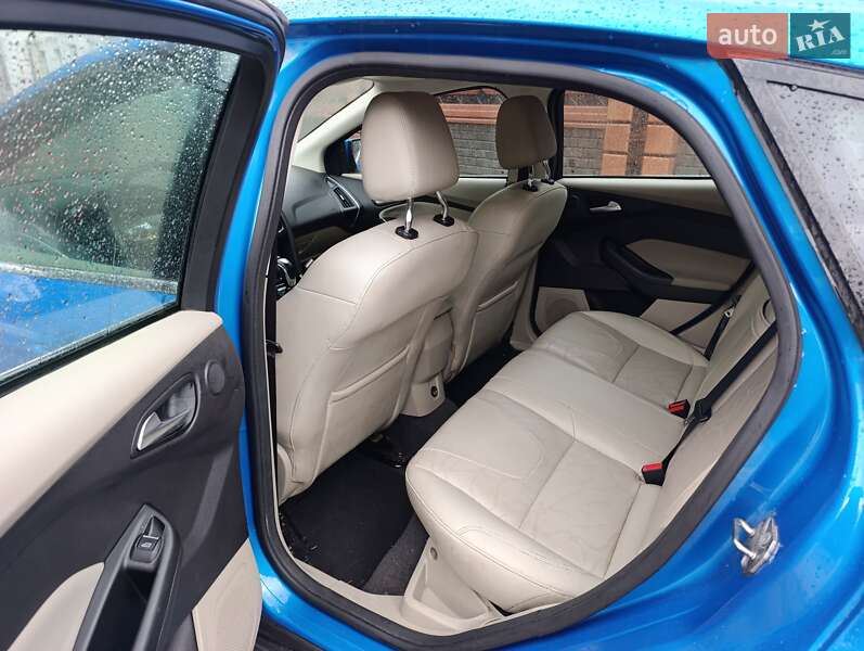 Хетчбек Ford Focus 2012 в Звягелі фото 10 Хетчбек Ford Focus 2012 в Звягелі