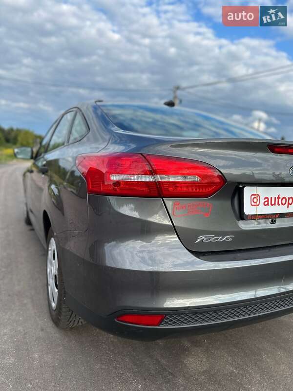Седан Ford Focus 2015 в Белогородке фото 10 Седан Ford Focus 2015 в Белогородке