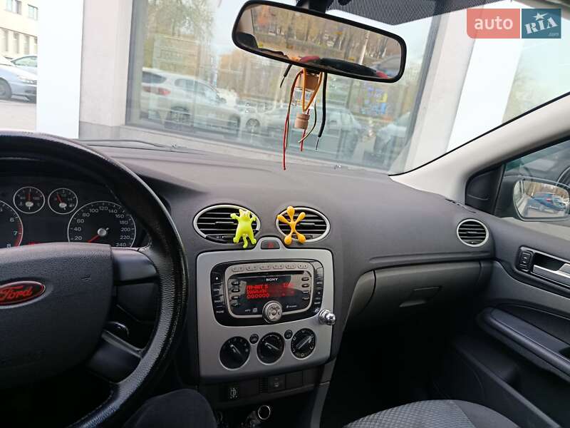 Седан Ford Focus 2007 в Кам'янському фото 3 Седан Ford Focus 2007 в Кам'янському