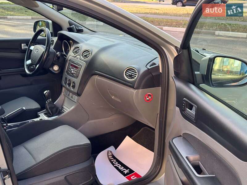 Універсал Ford Focus 2010 в Запоріжжі фото 12 Універсал Ford Focus 2010 в Запоріжжі