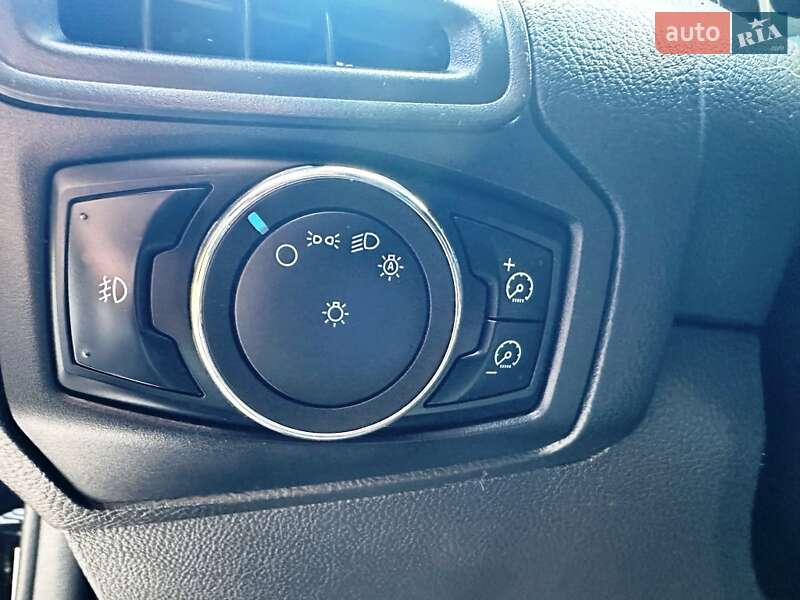 Хэтчбек Ford Focus 2012 в Запорожье