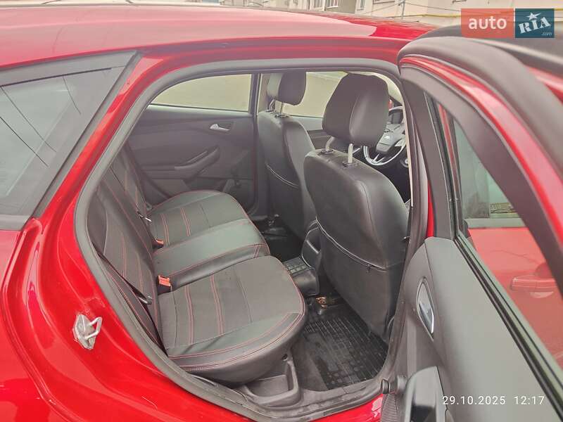 Хетчбек Ford Focus 2015 в Харкові