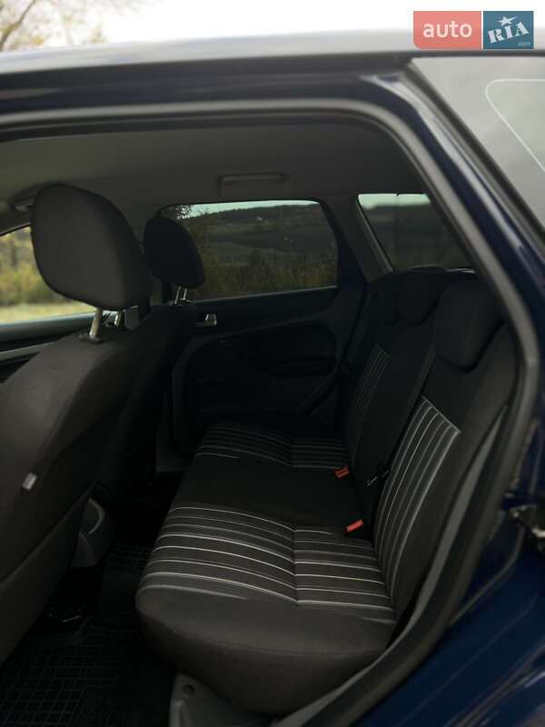 Универсал Ford Focus 2008 в Сторожинце