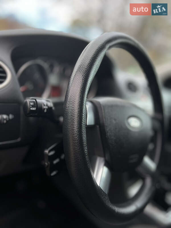 Универсал Ford Focus 2008 в Сторожинце