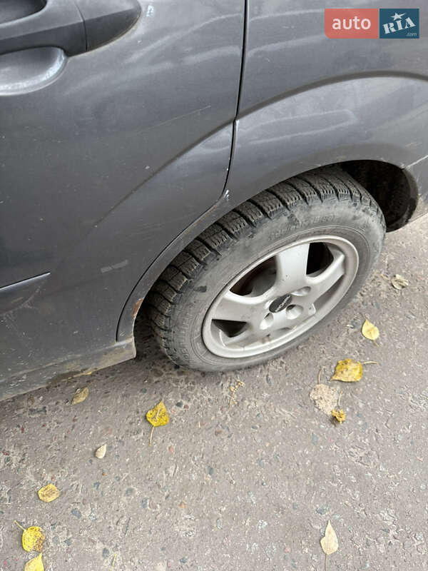 Седан Ford Focus 2002 в Києві