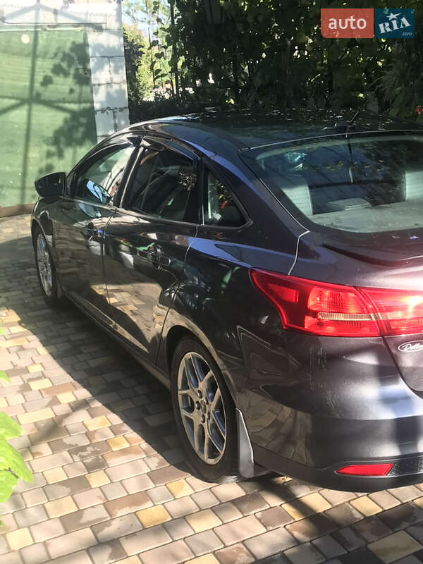 Седан Ford Focus 2015 в Миколаєві
