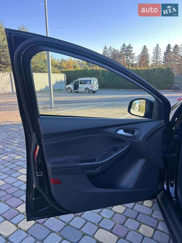 Универсал Ford Focus 2016 в Луцке фото 7 Универсал Ford Focus 2016 в Луцке