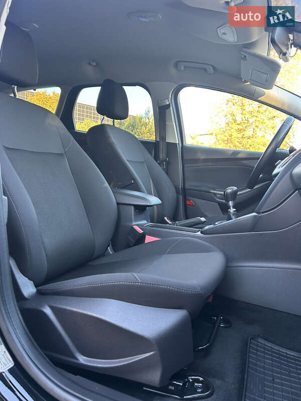 Универсал Ford Focus 2016 в Луцке фото 21 Универсал Ford Focus 2016 в Луцке