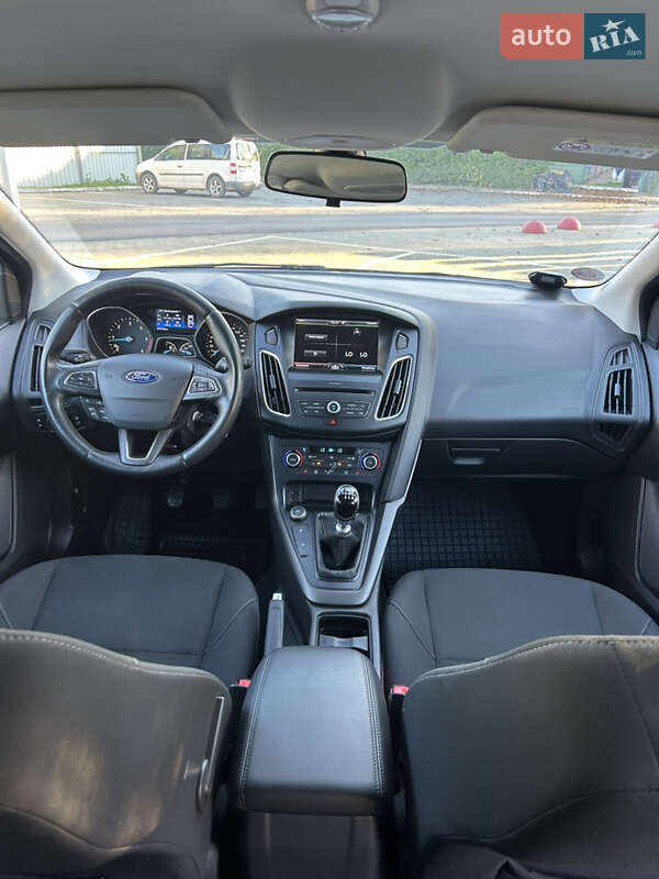 Универсал Ford Focus 2016 в Луцке фото 23 Универсал Ford Focus 2016 в Луцке
